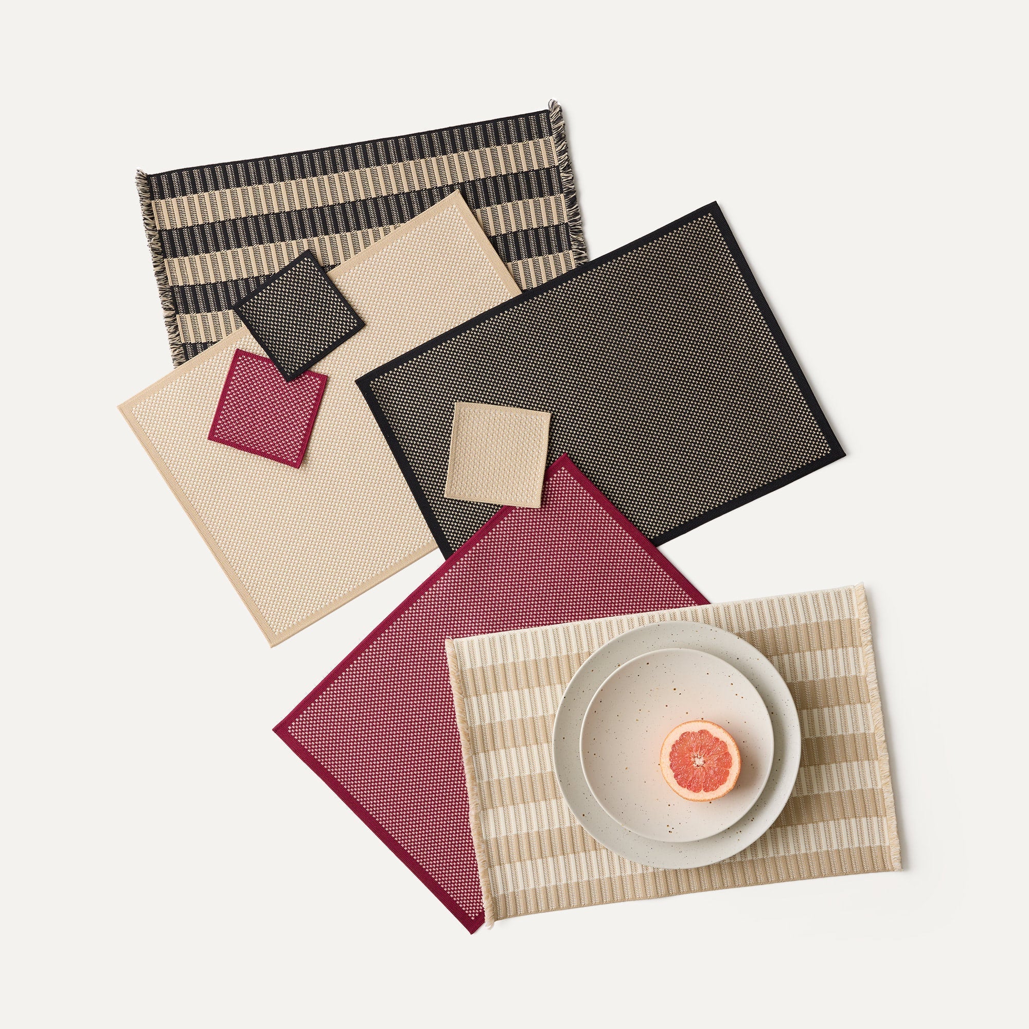 The Placemat (Set of 4) - Peppercorn